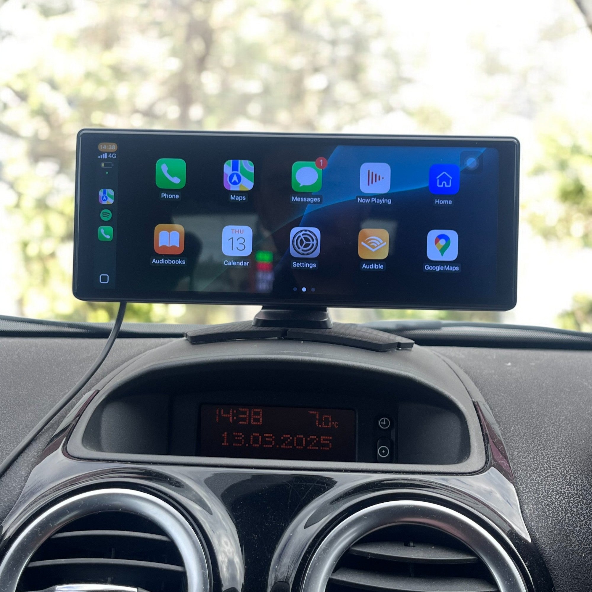 SmartDash™ Pro CarPlay Tablet 2025